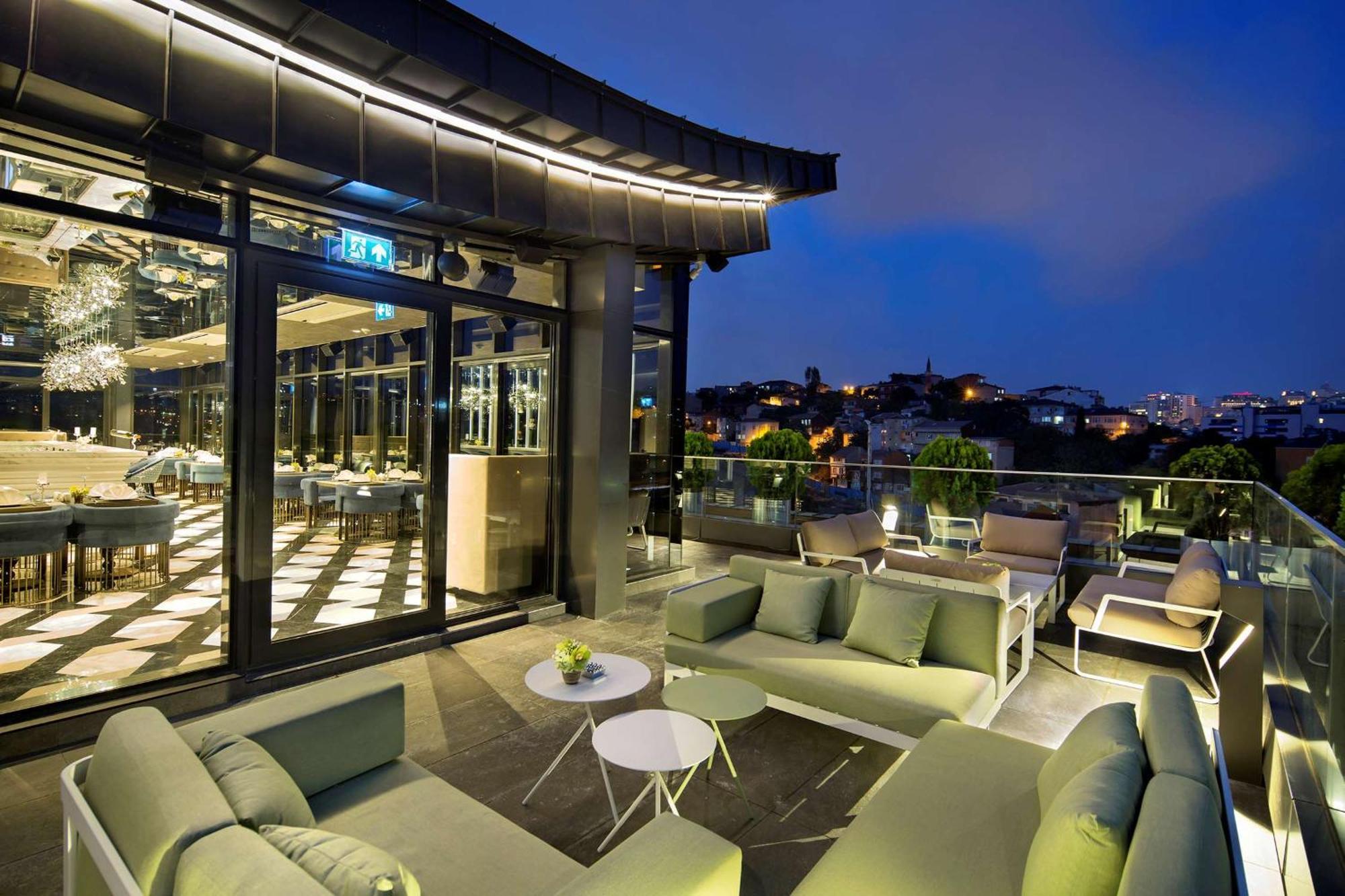 Doubletree By Hilton Istanbul - Piyalepasa Hotel Exterior photo